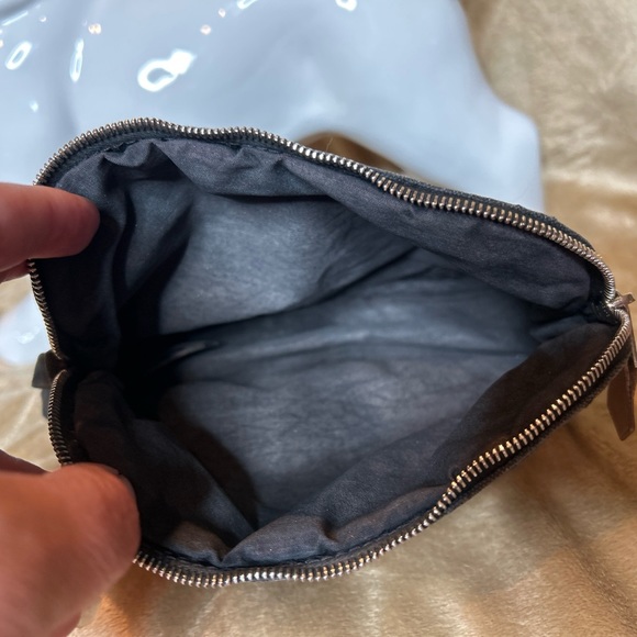 Authentic Hermes makeup pouch!! Used but still has a long life left! - Picture 2 of 8